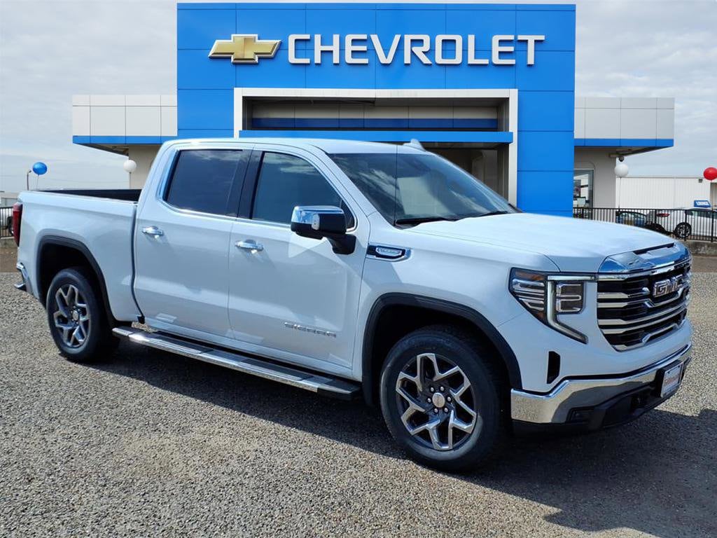 2026 GMC Sierra 1500 SLT's photo