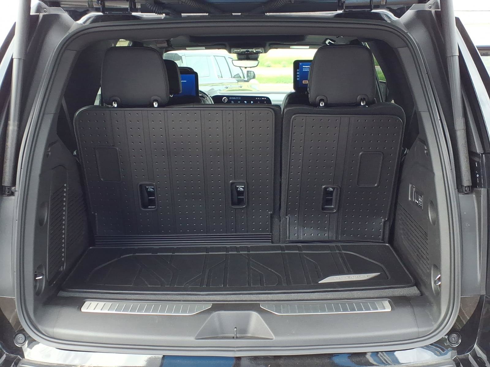 2026 Chevrolet Tahoe Premier - Photo 11