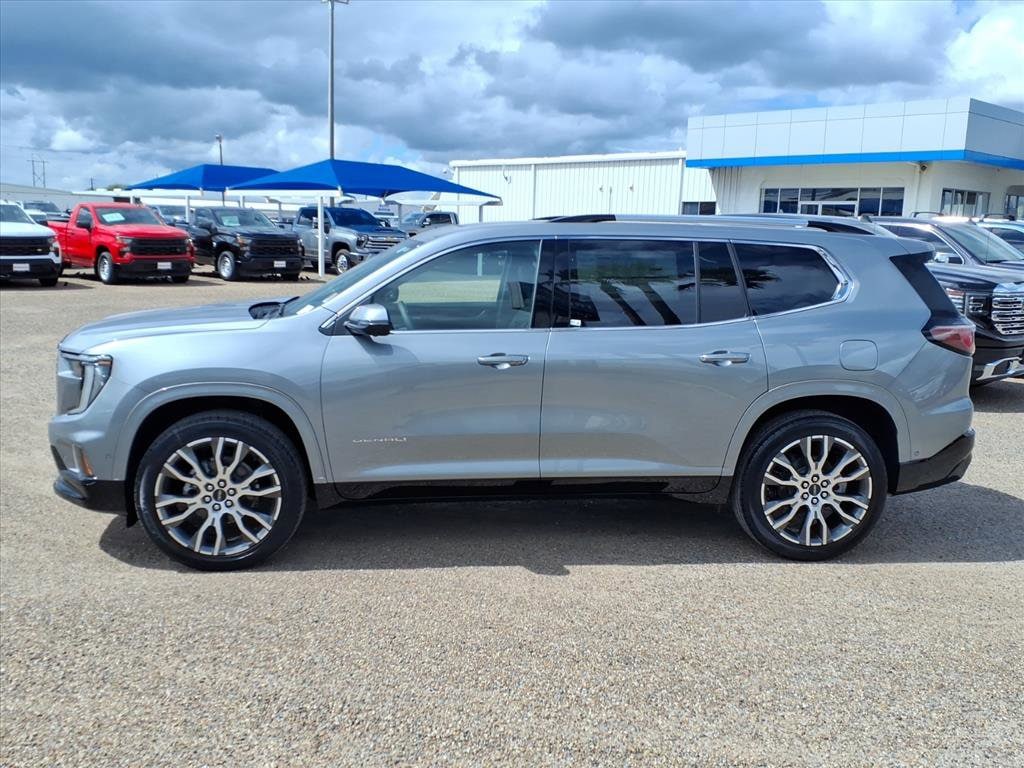 2026 Gmc Acadia Denali photo 4