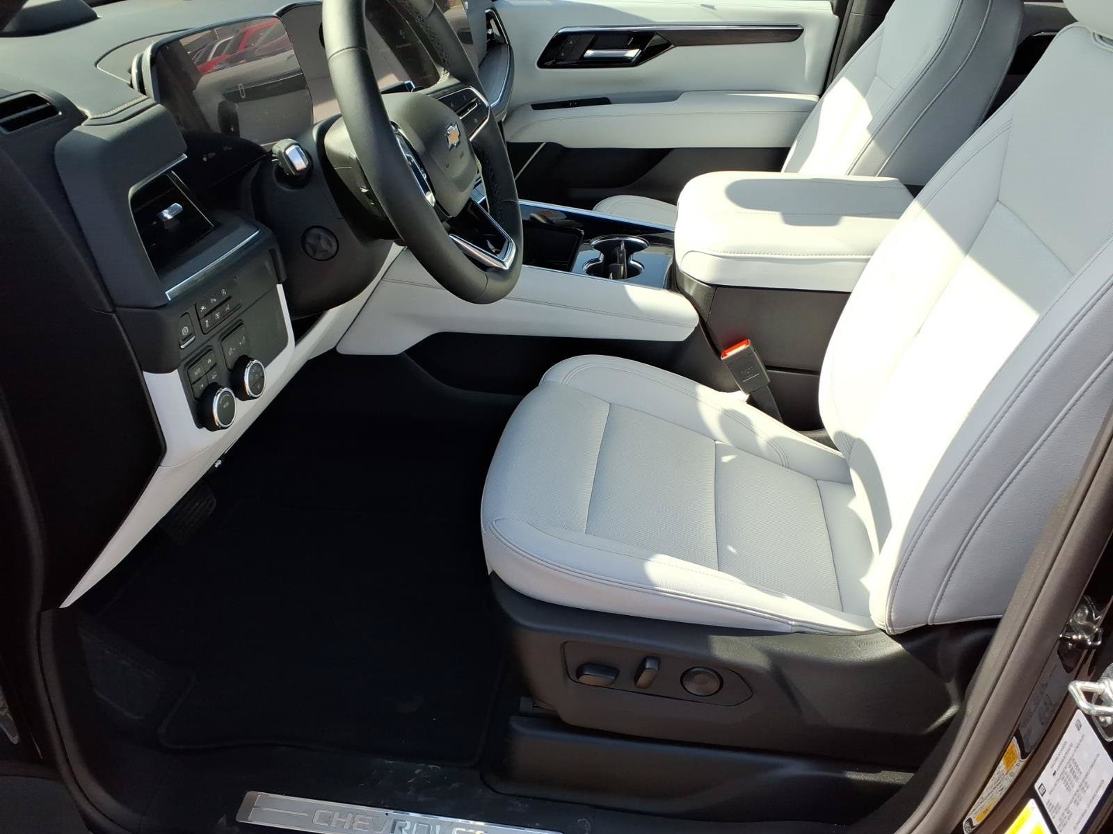 2026 Chevrolet Tahoe Premier - Photo 10