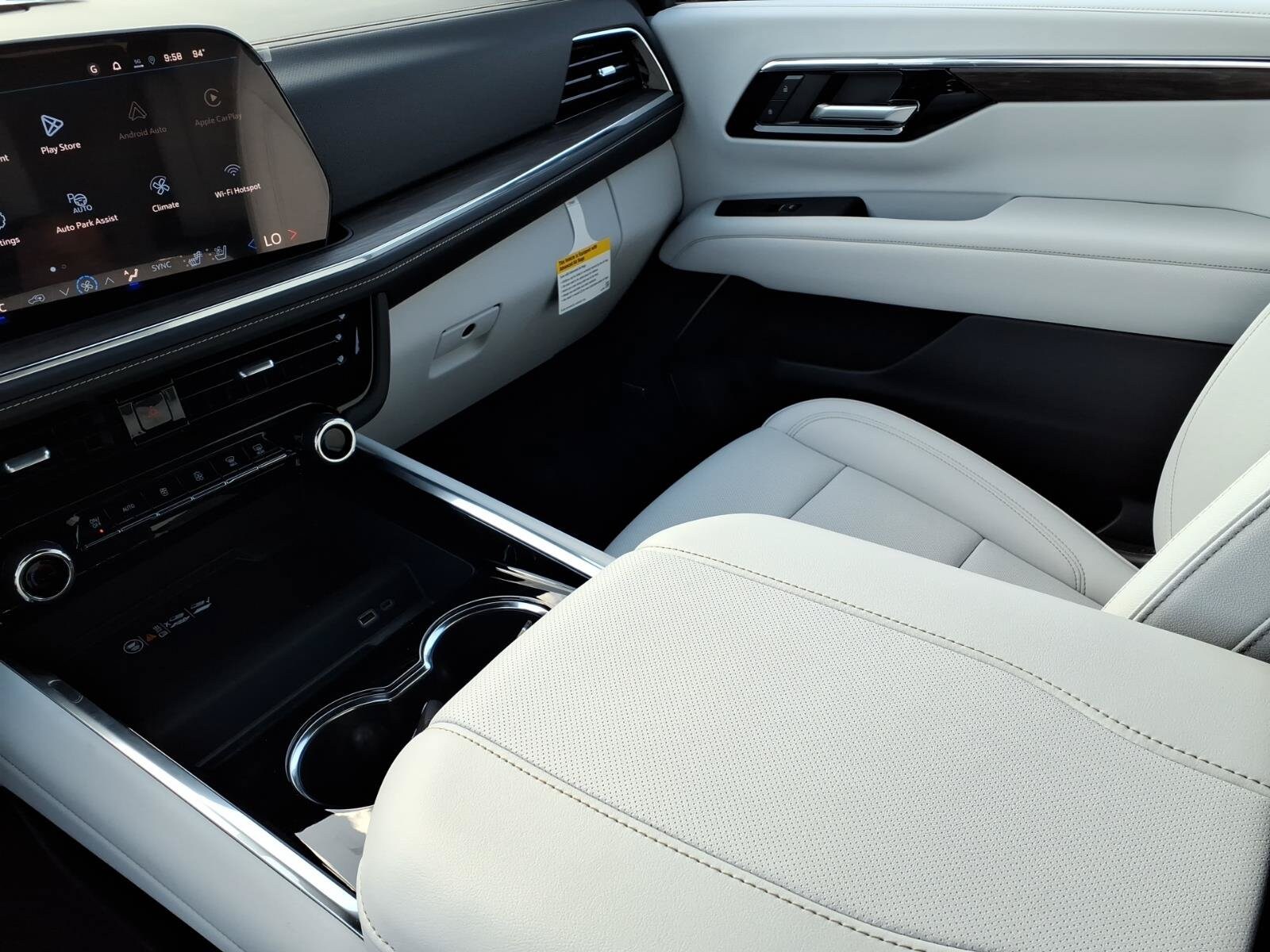 2026 Chevrolet Tahoe Premier - Photo 17