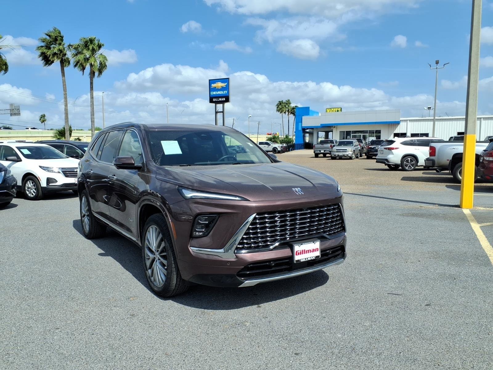 2025 Buick Enclave Avenir AWD's photo