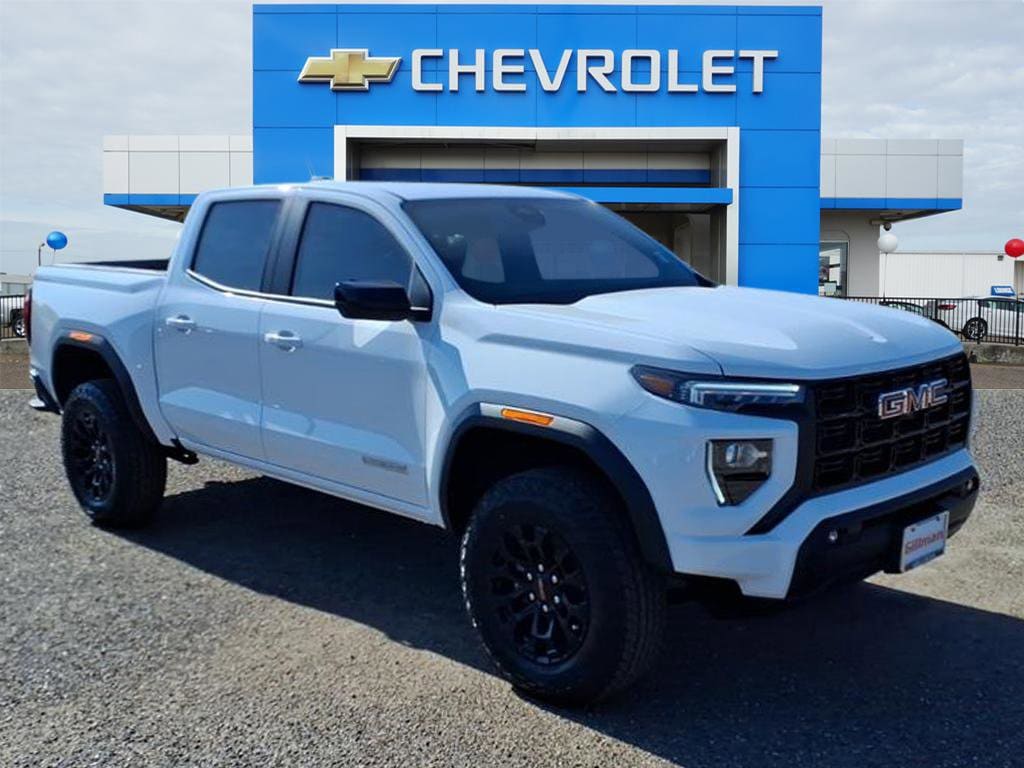 2026 GMC Canyon Elevation's photo