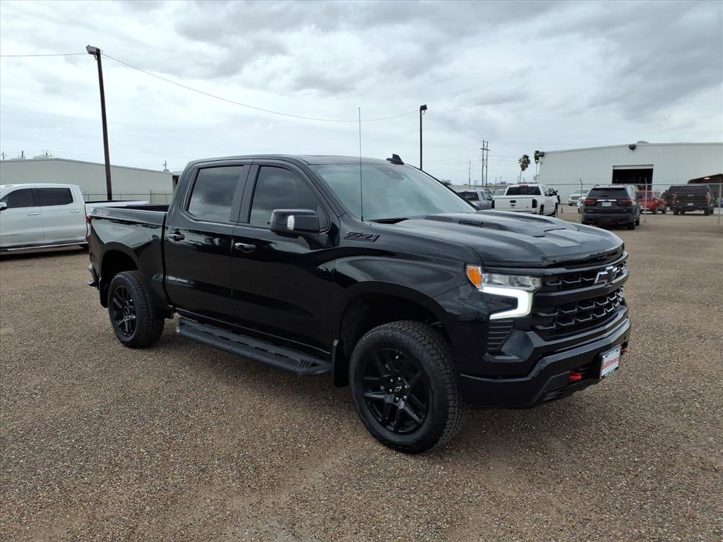 2026 Chevrolet Silverado 1500 LT Trail Boss photo 2