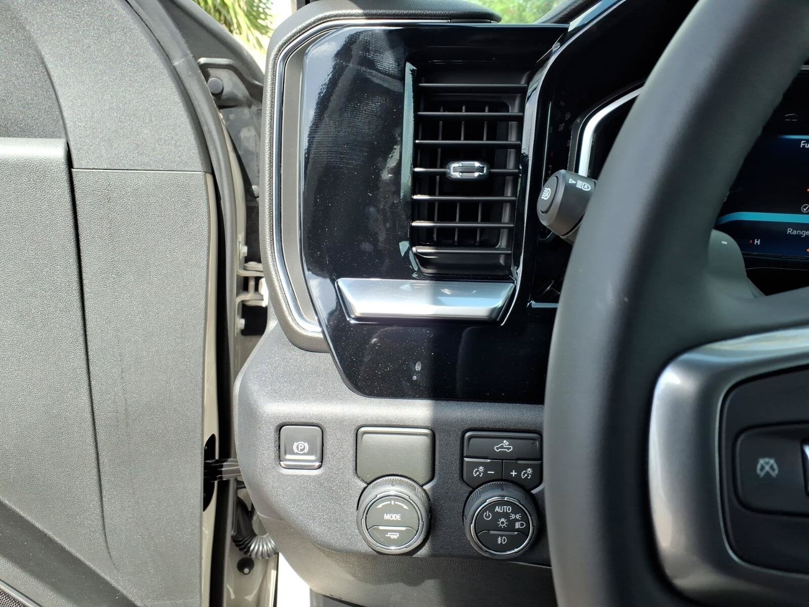 2026 Chevrolet Silverado 1500 RST - Photo 17
