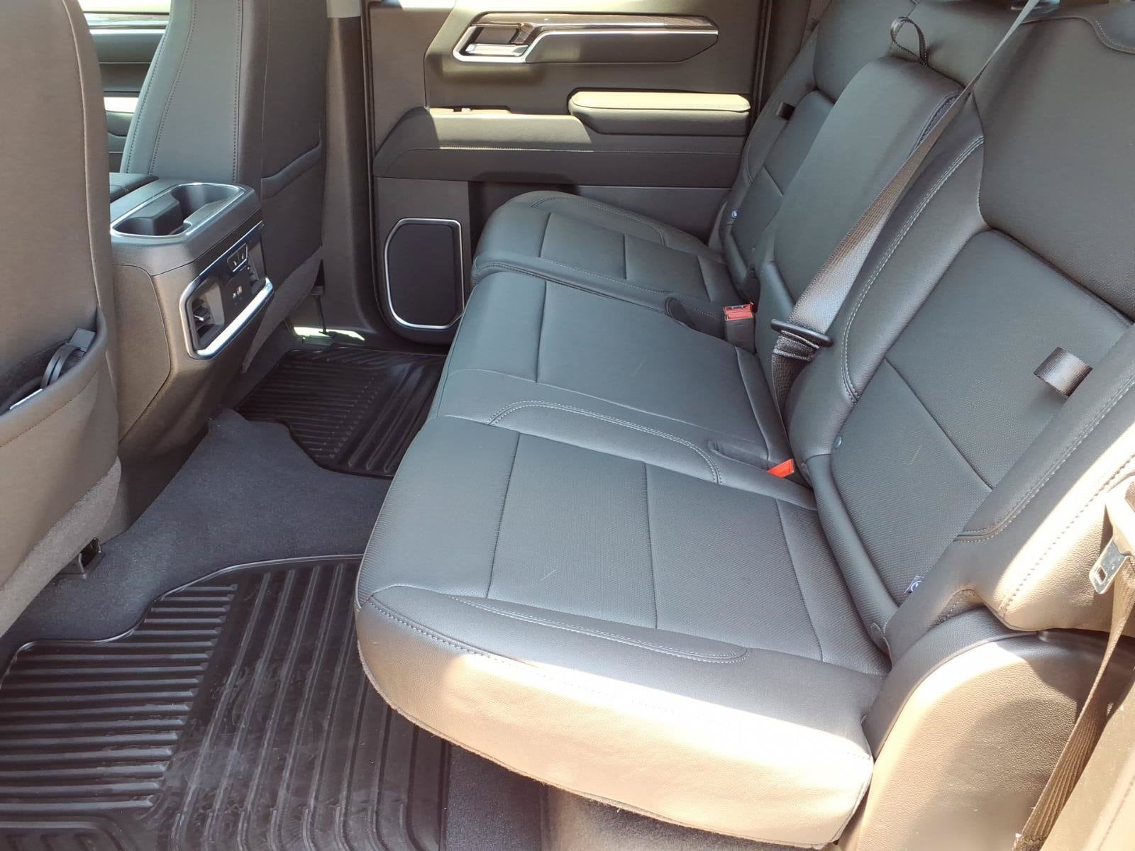 2026 Chevrolet Silverado 1500 LTZ - Photo 19