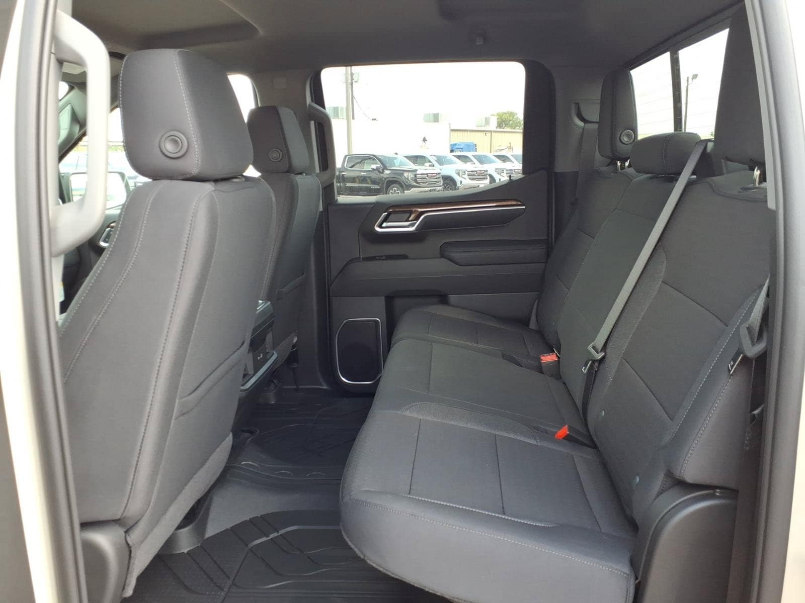2026 Chevrolet Silverado 1500 RST - Photo 13