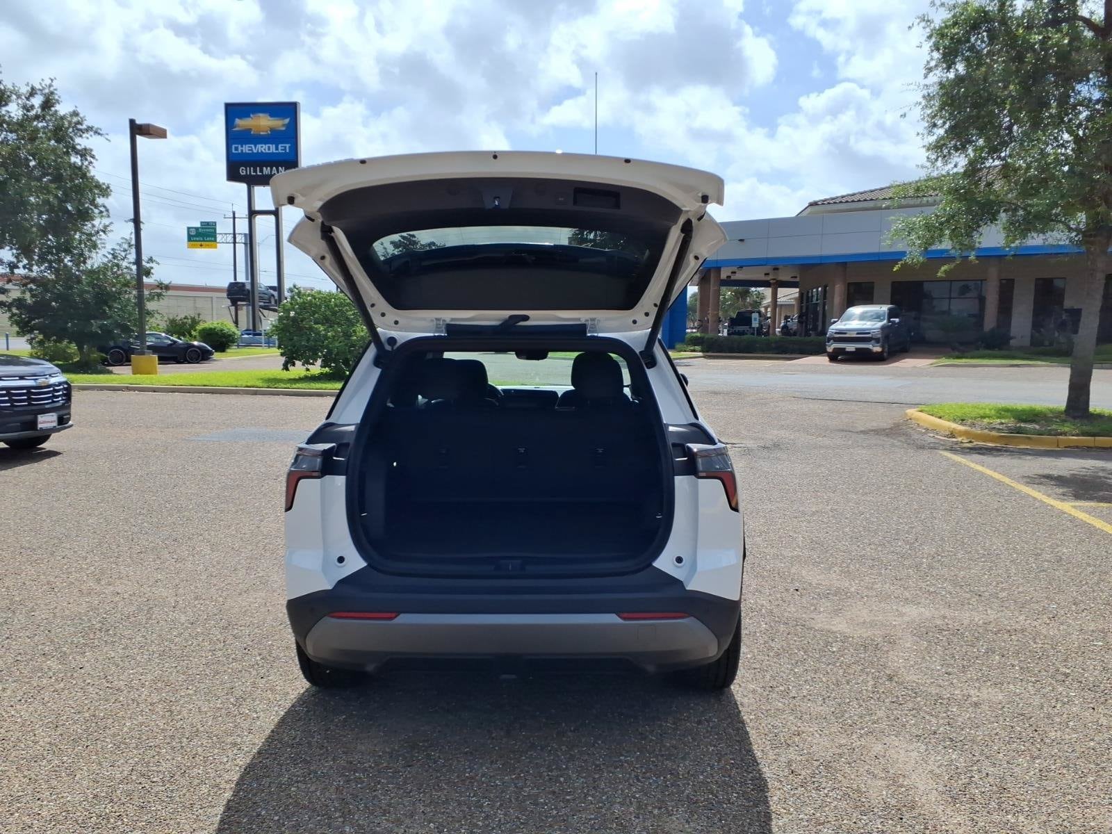 2026 Chevrolet Equinox LT - Photo 20