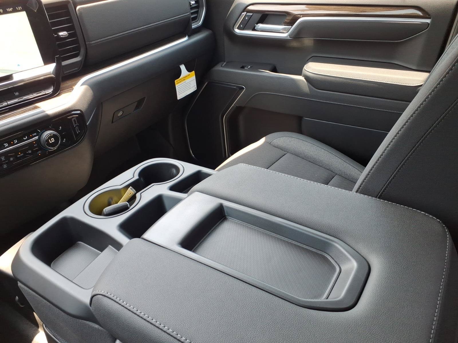 2026 Chevrolet Silverado 1500 LT - Photo 17