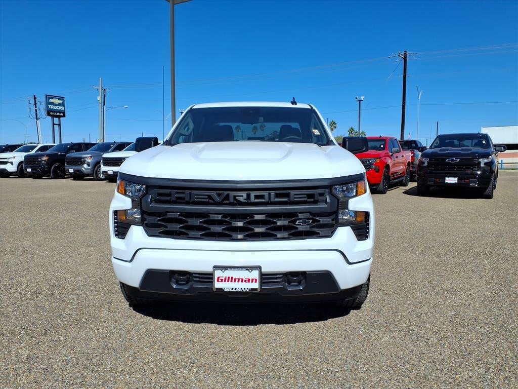 2026 Chevrolet Silverado 1500 Custom photo 3