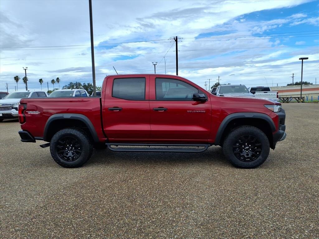 2026 Chevrolet Colorado Trail Boss photo 4