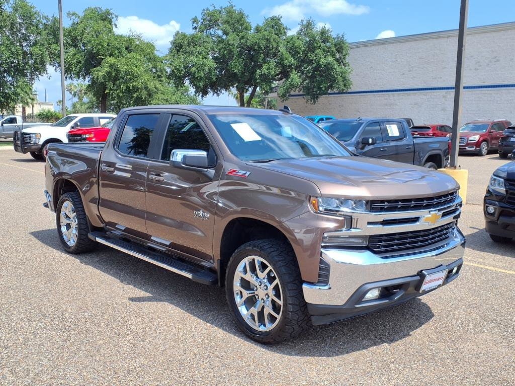 Used 2019 Chevrolet Silverado 1500 LT with VIN 3GCUYDED1KG262220 for sale in Harlingen, TX