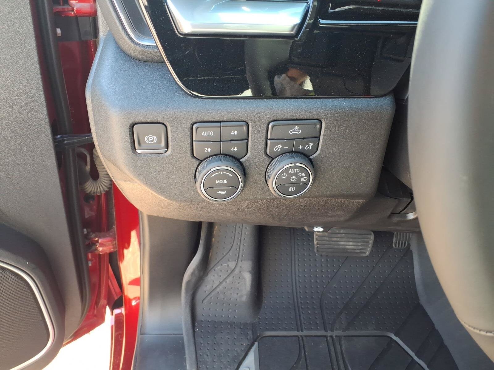 2026 Chevrolet Silverado 1500 RST - Photo 11