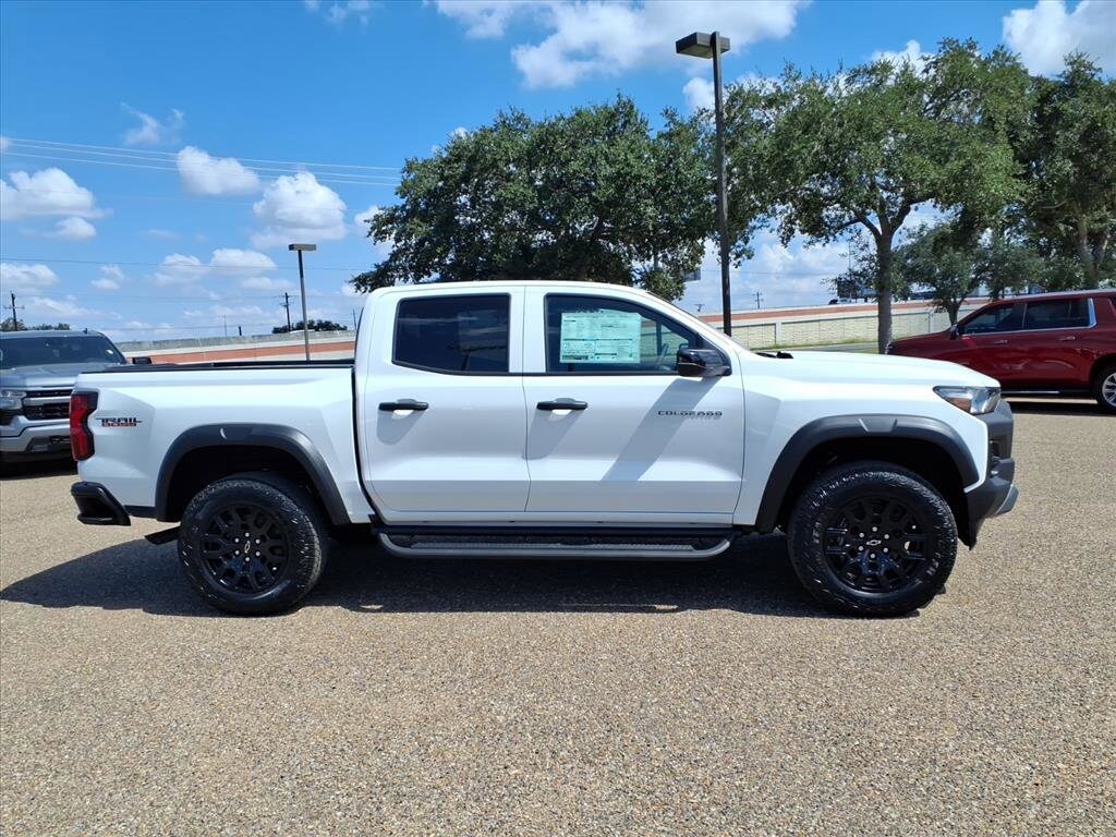 2026 Chevrolet Colorado Trail Boss - Photo 9