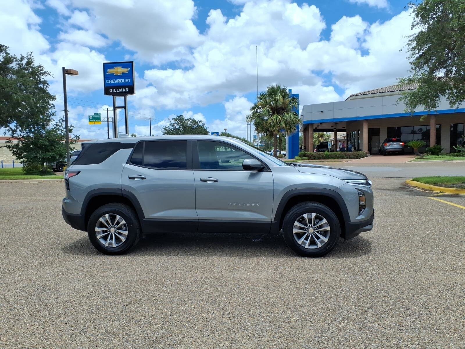 2026 Chevrolet Equinox LT - Photo 9