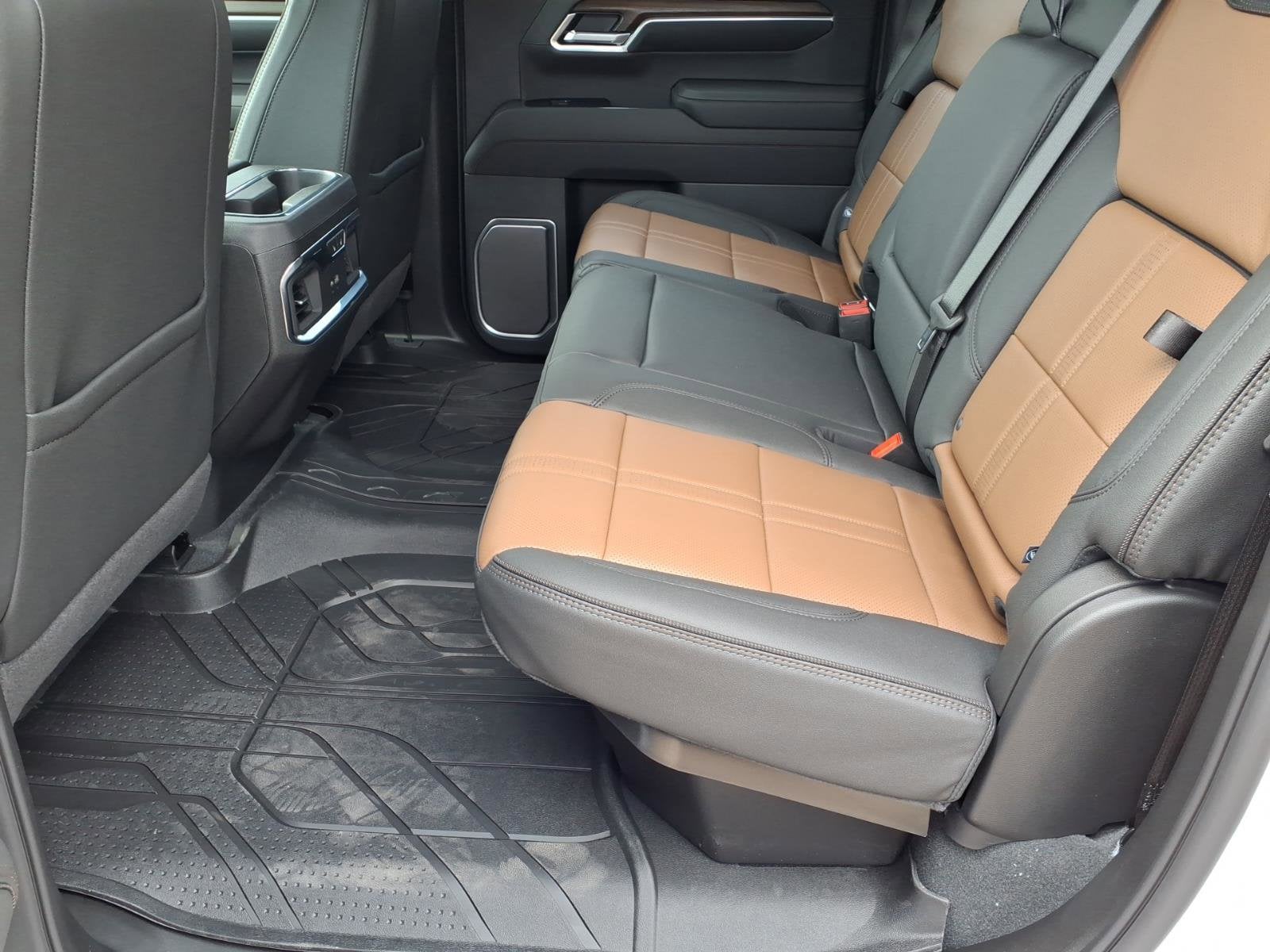 2026 Chevrolet Silverado 1500 High Country - Photo 18