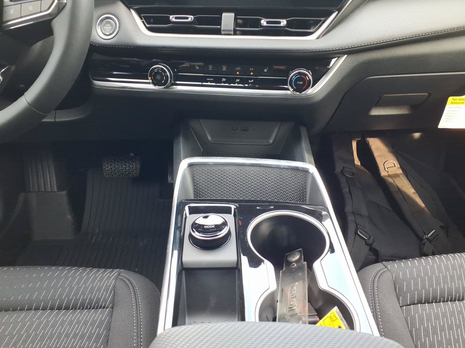 2027 Chevrolet Equinox LT - Photo 16