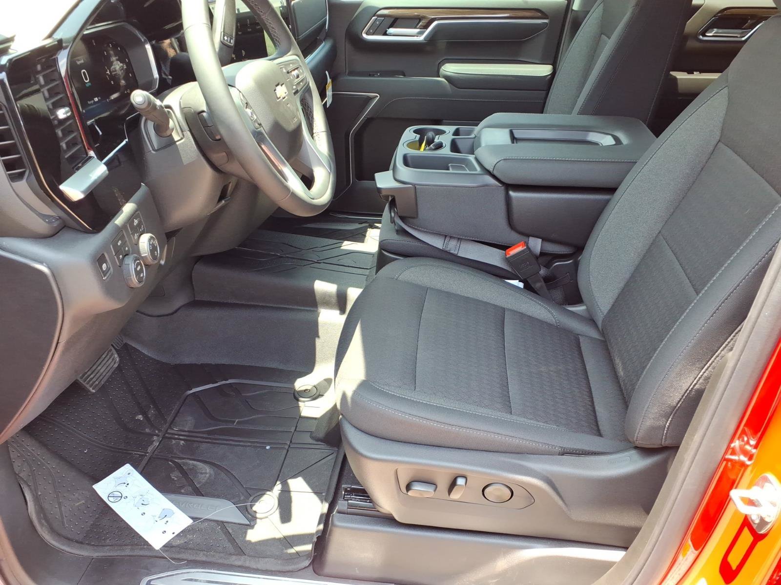 2026 Chevrolet Silverado 1500 LT - Photo 10