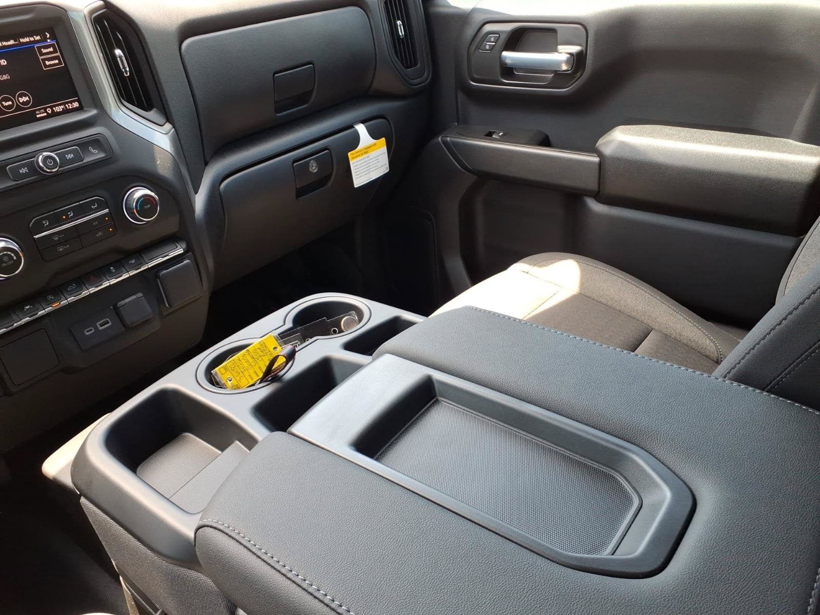 2026 Chevrolet Silverado 1500 Custom - Photo 17
