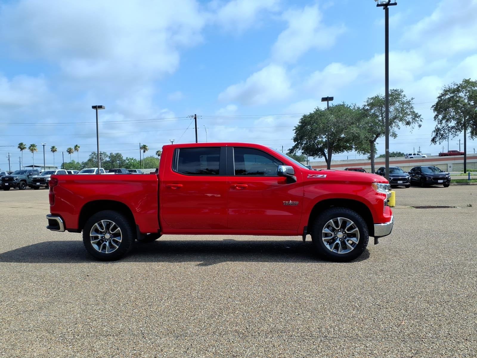 2026 Chevrolet Silverado 1500 LT - Photo 9