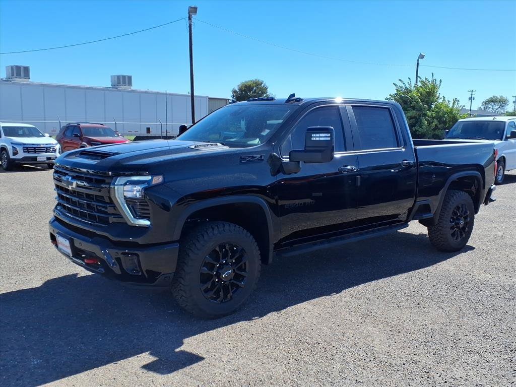 2026 Chevrolet Silverado 2500HD LT photo 4