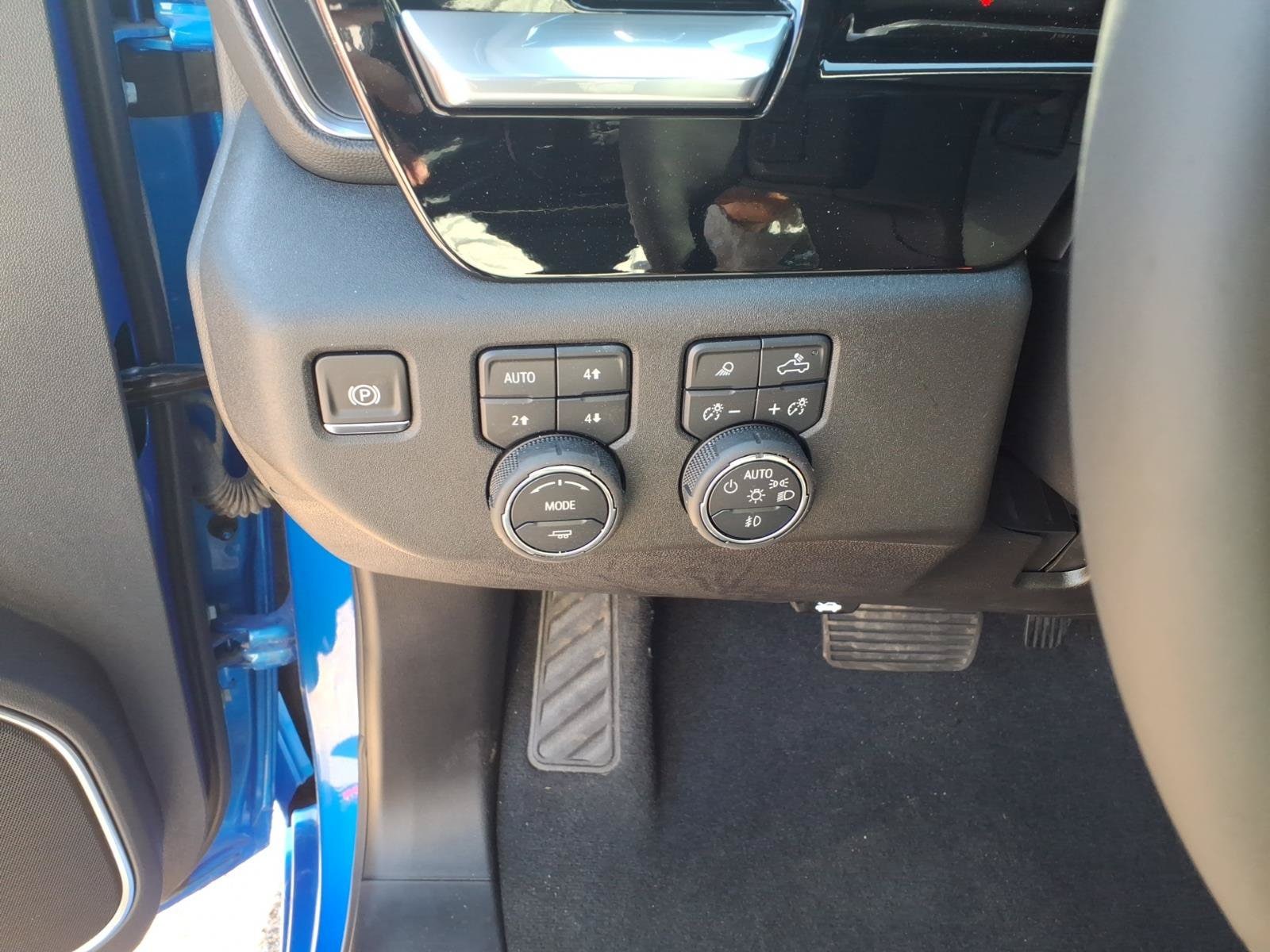 2026 Chevrolet Silverado 1500 RST - Photo 11