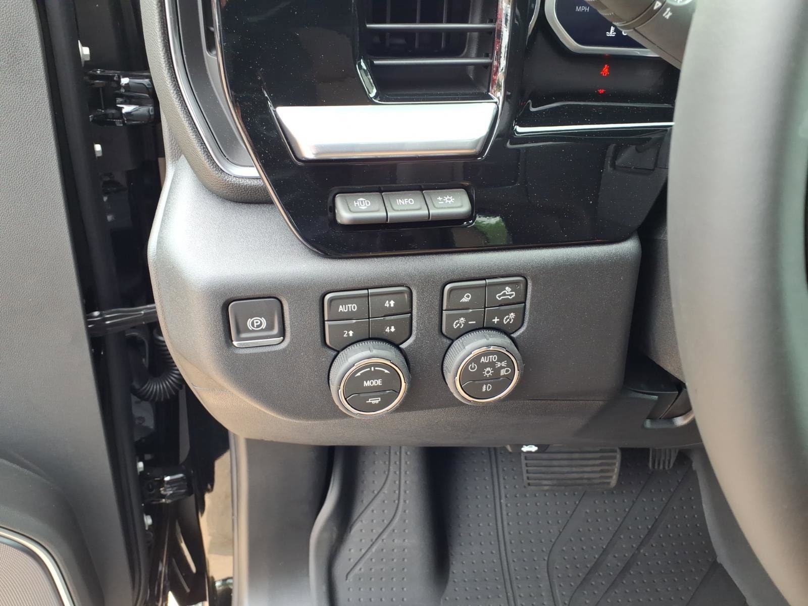 2026 Chevrolet Silverado 3500 HD High Country - Photo 11