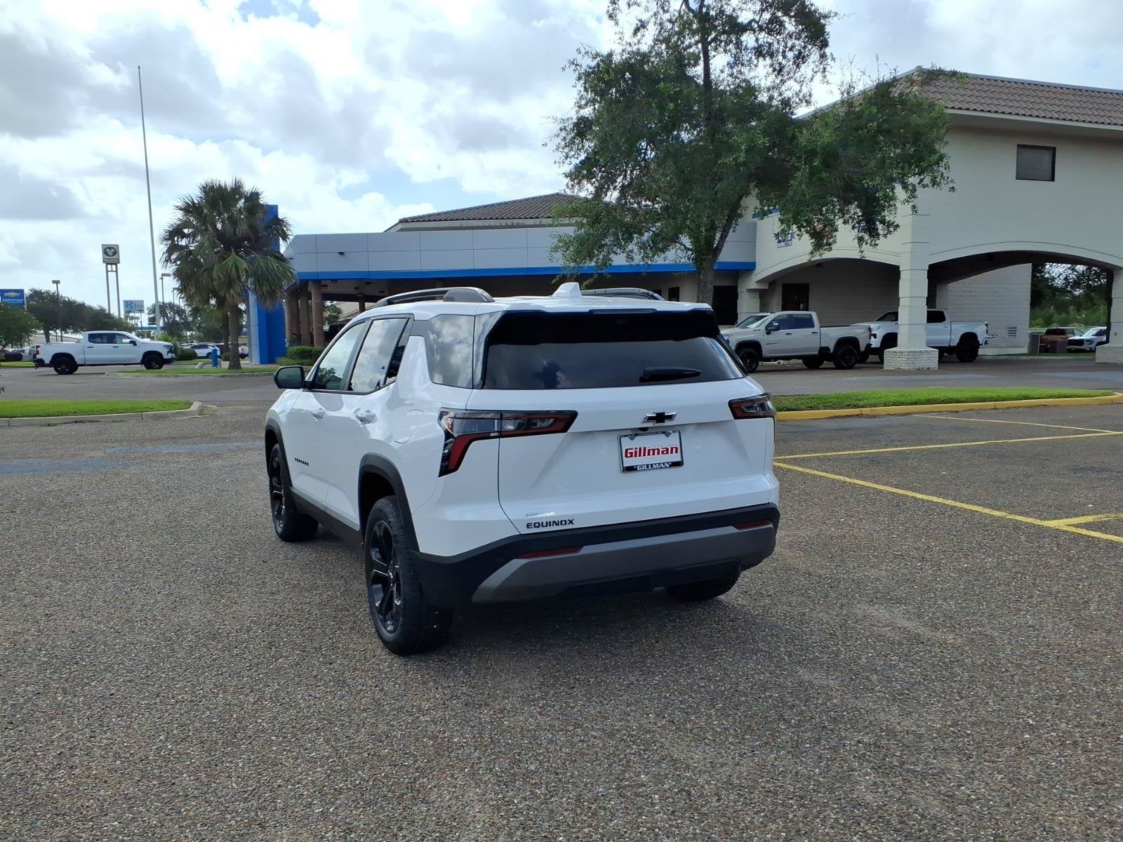 2026 Chevrolet Equinox LT - Photo 6