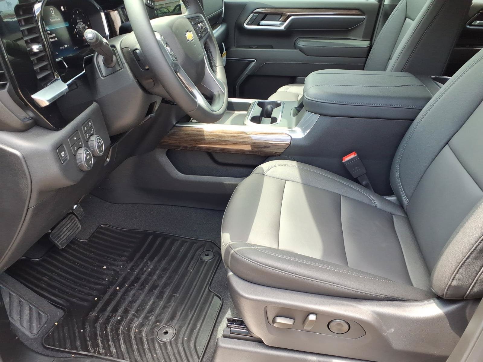 2026 Chevrolet Silverado 2500 HD LT - Photo 10