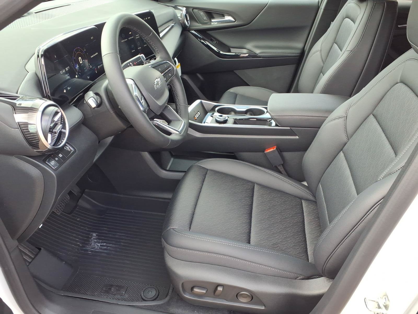 2026 Chevrolet Equinox LT - Photo 10