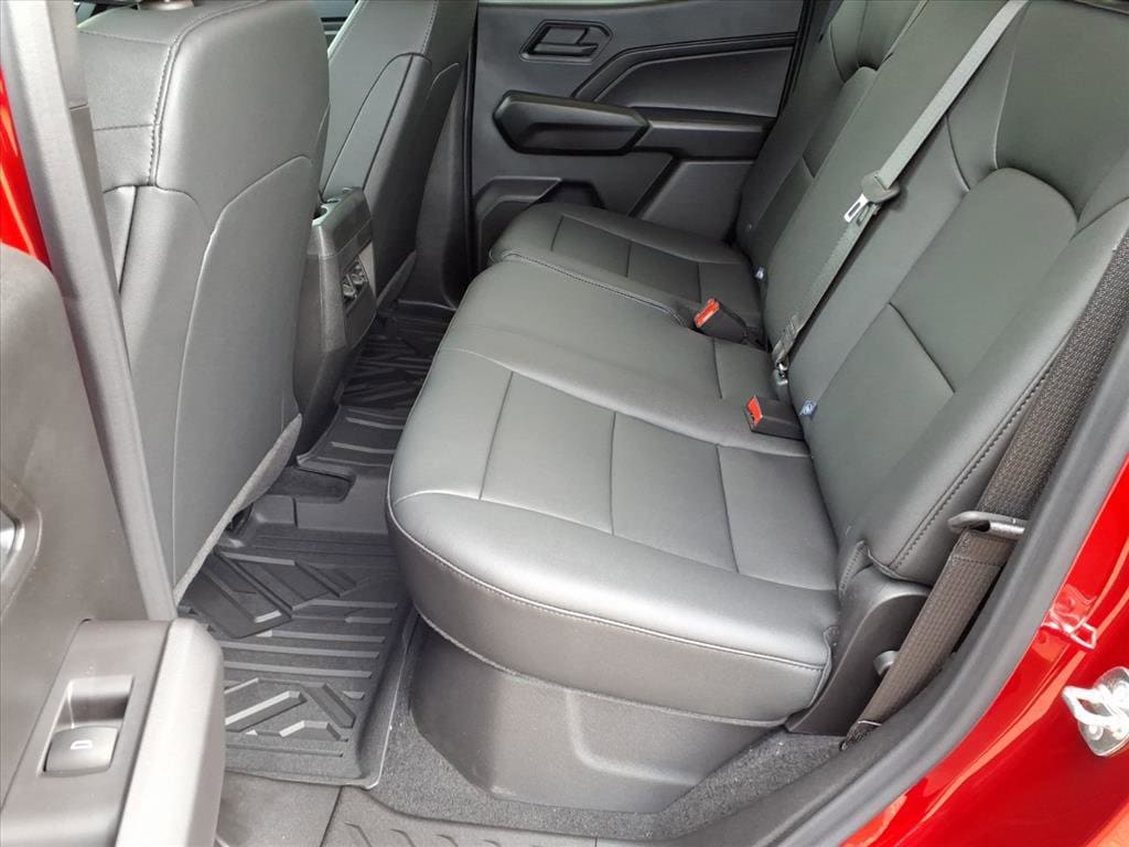 2026 Chevrolet Colorado Trail Boss - Photo 14