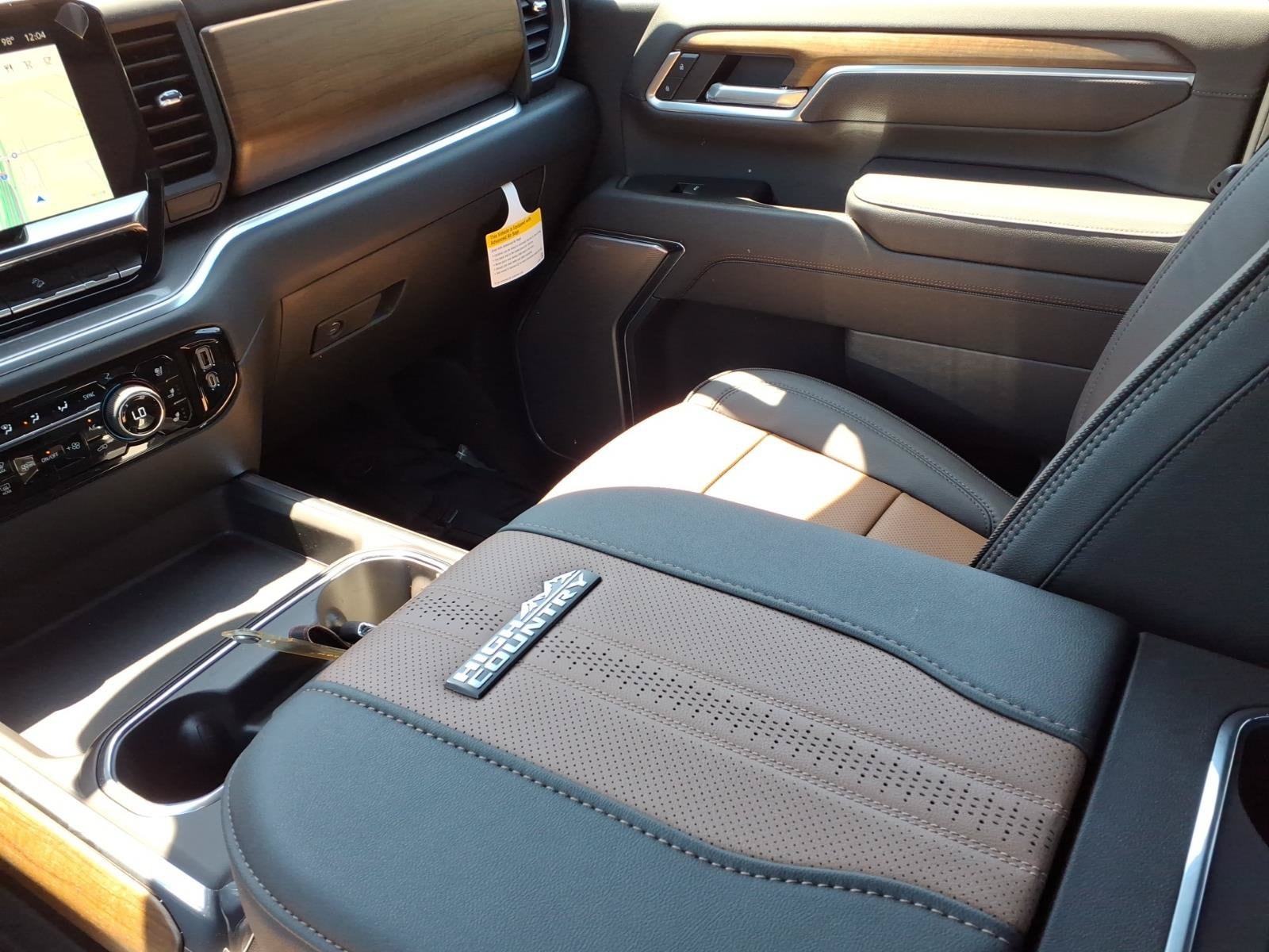 2026 Chevrolet Silverado 2500 HD High Country - Photo 17