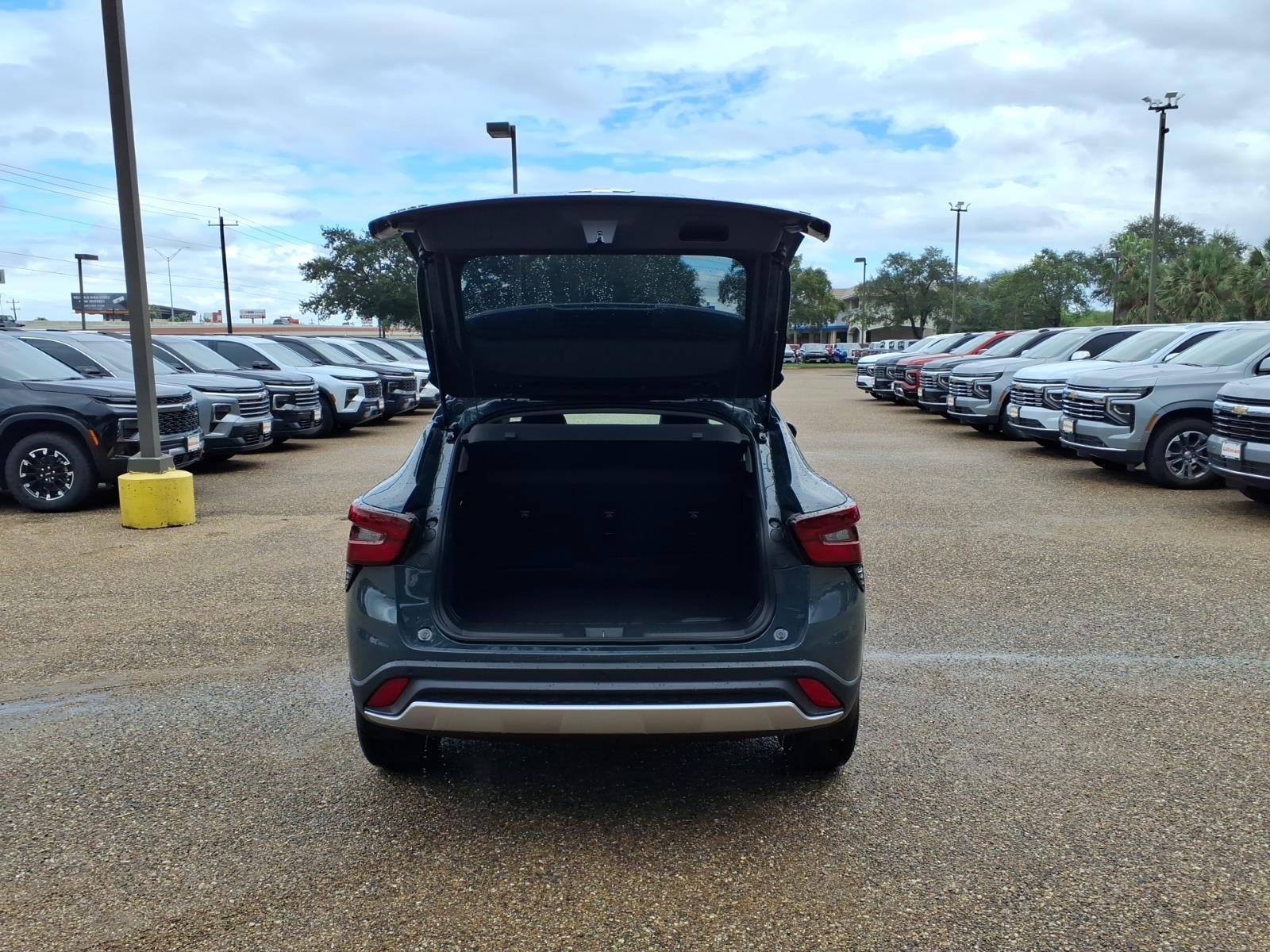 2026 Chevrolet Trax LT - Photo 21