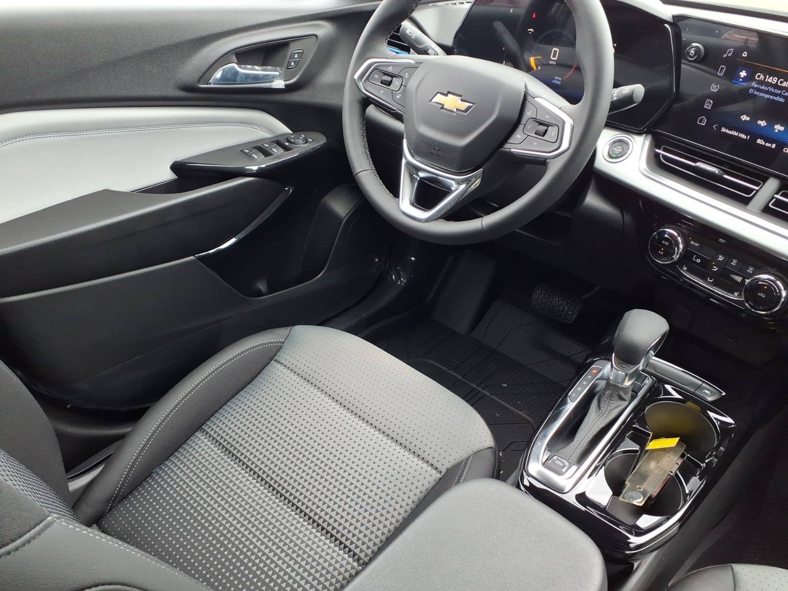 2026 Chevrolet Trax LT - Photo 15