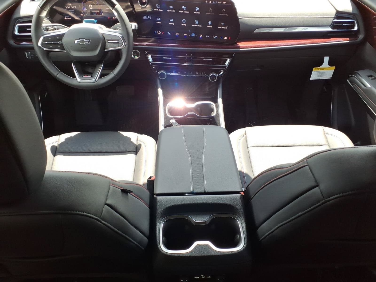 2026 Chevrolet Traverse Z71 - Photo 15