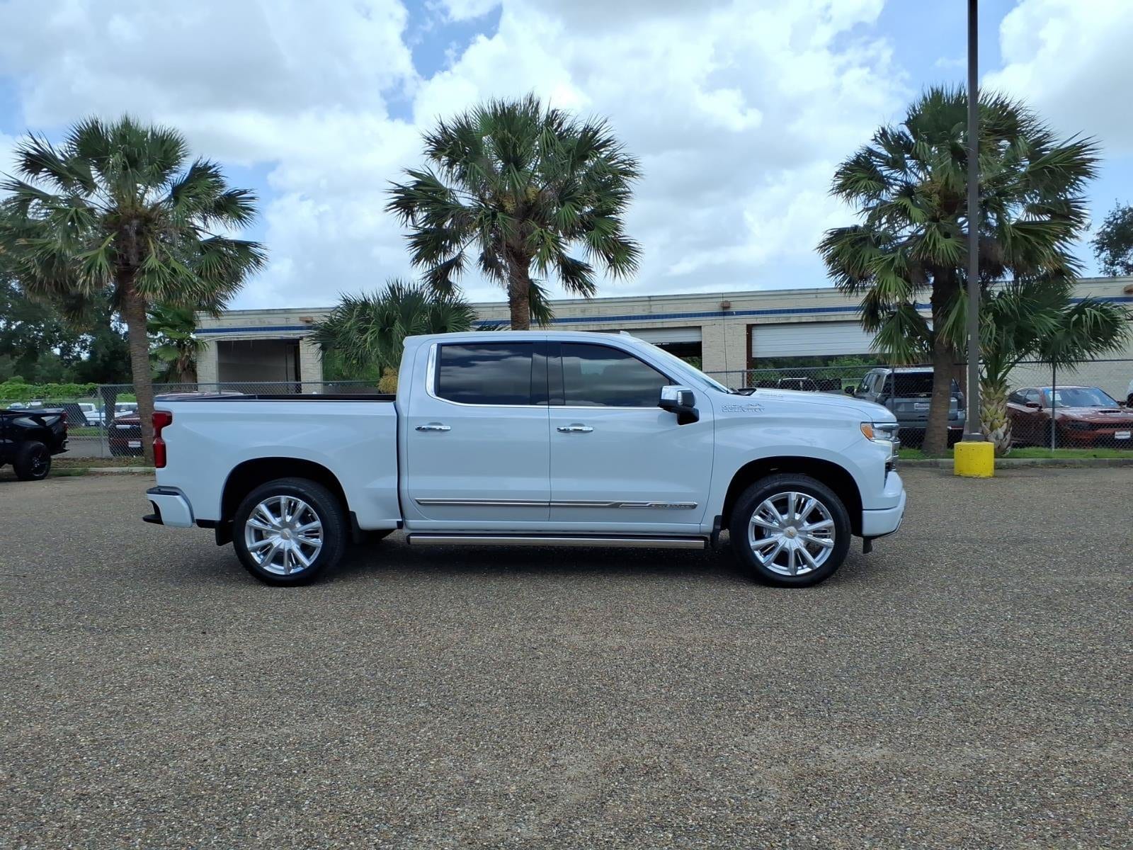2026 Chevrolet Silverado 1500 High Country - Photo 9