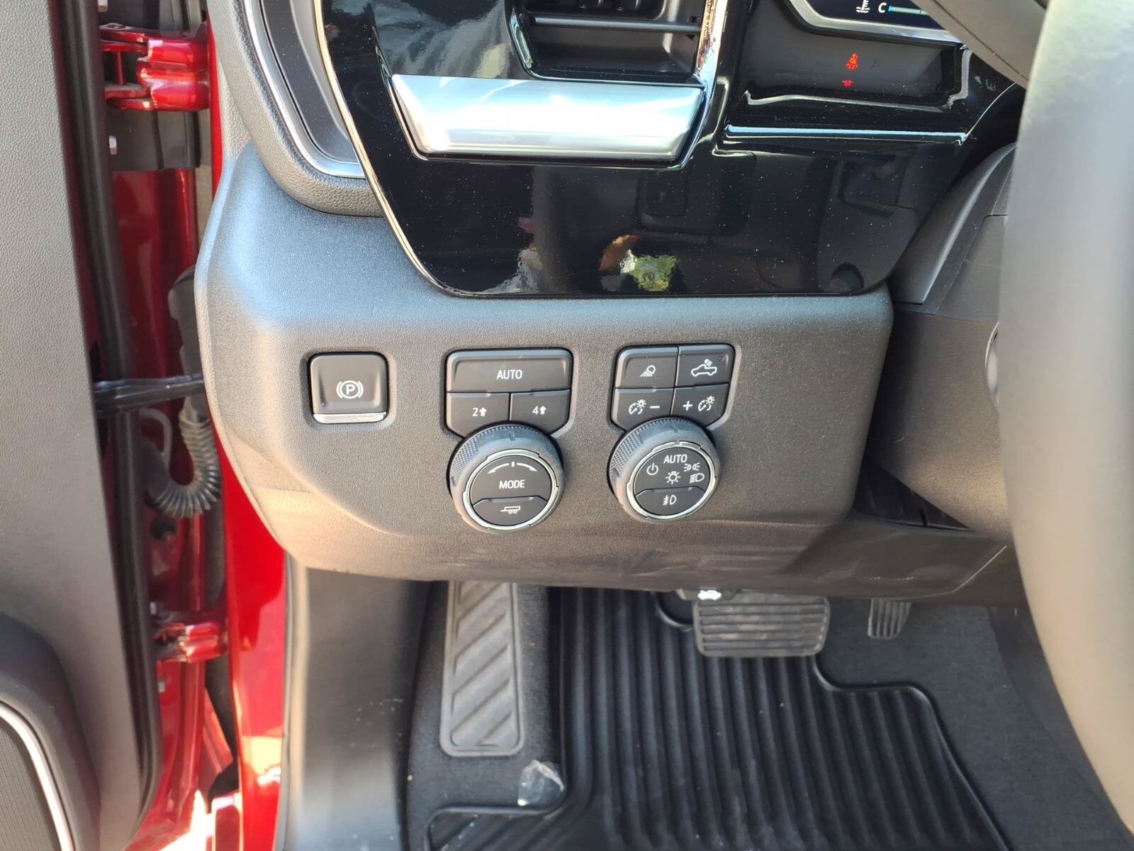 2026 Chevrolet Silverado 1500 LTZ - Photo 11