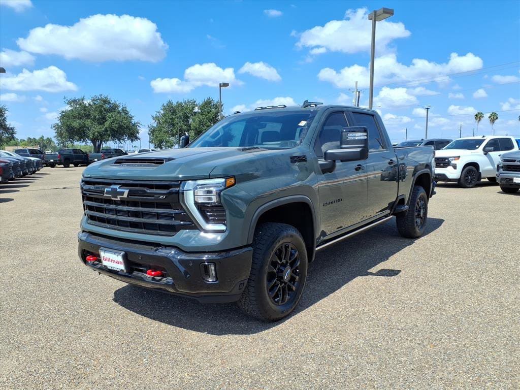 2026 Chevrolet Silverado 2500HD photo 4