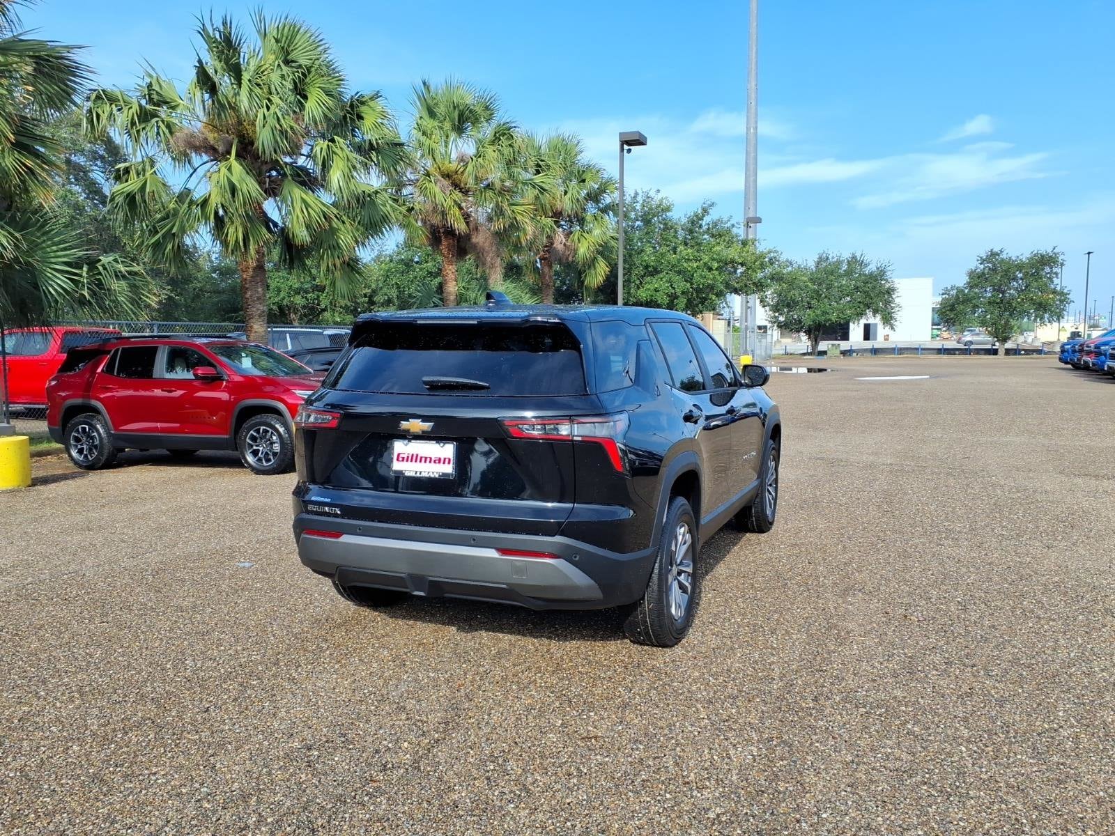 2027 Chevrolet Equinox LT - Photo 8