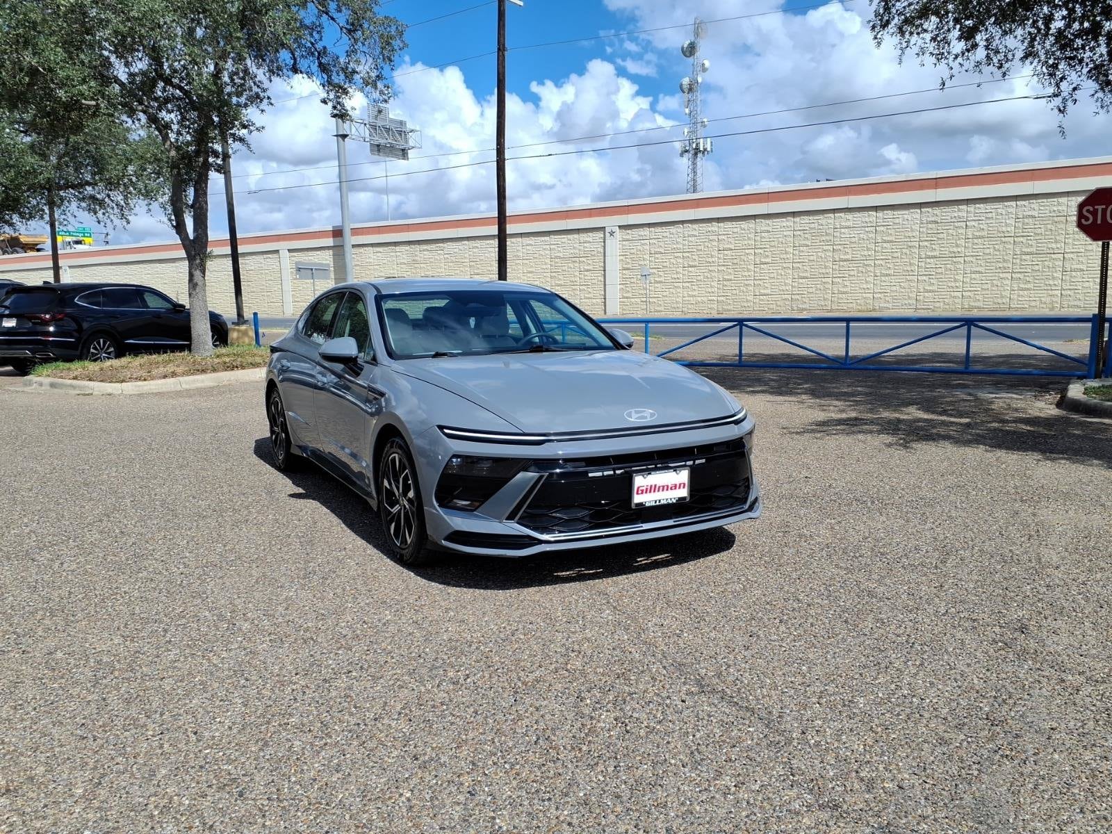 Used 2025 Hyundai Sonata SEL with VIN KMHL64JA0SA438035 for sale in Harlingen, TX