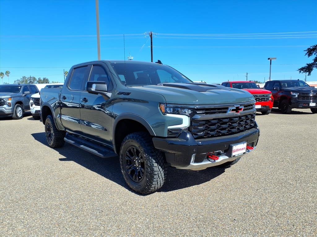 2026 Chevrolet Silverado 1500 ZR2 photo 2