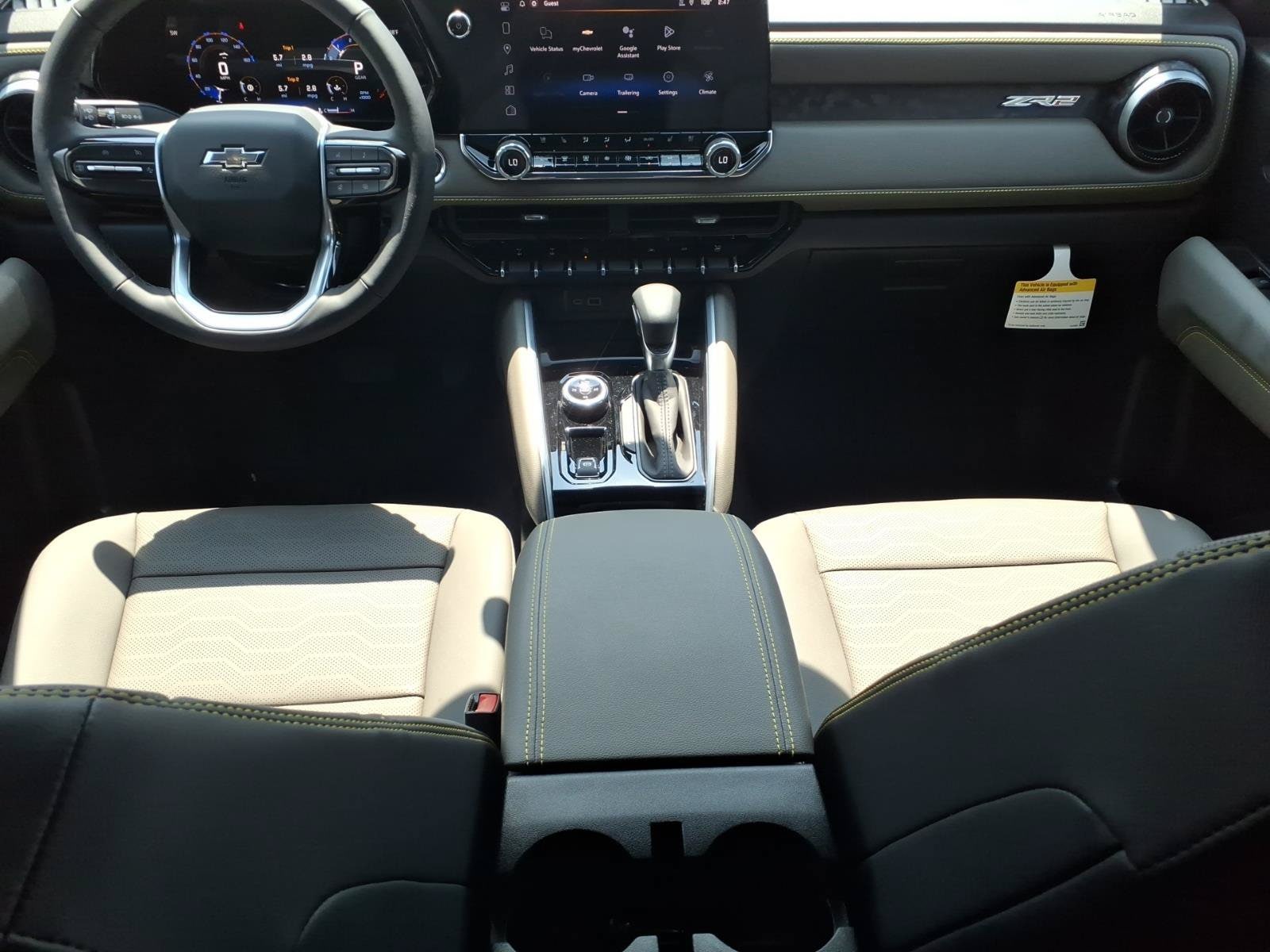 2026 Chevrolet Colorado ZR2 - Photo 15