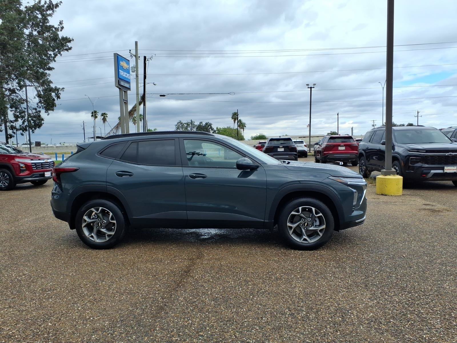 2026 Chevrolet Trax LT - Photo 9