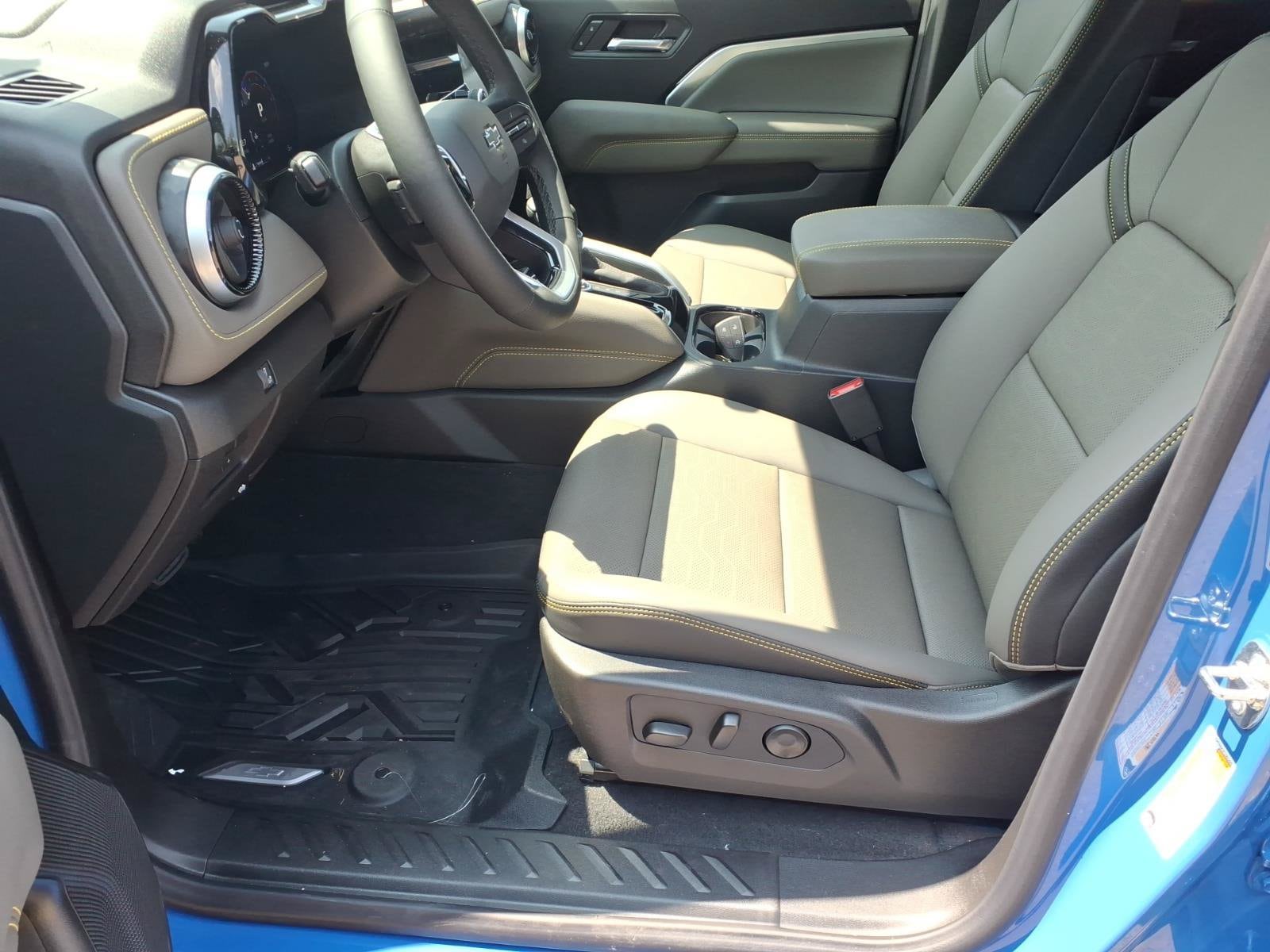 2026 Chevrolet Colorado ZR2 - Photo 10