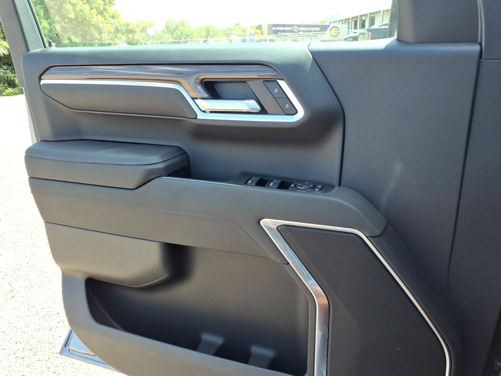 2026 Chevrolet Silverado 1500 RST - Photo 16