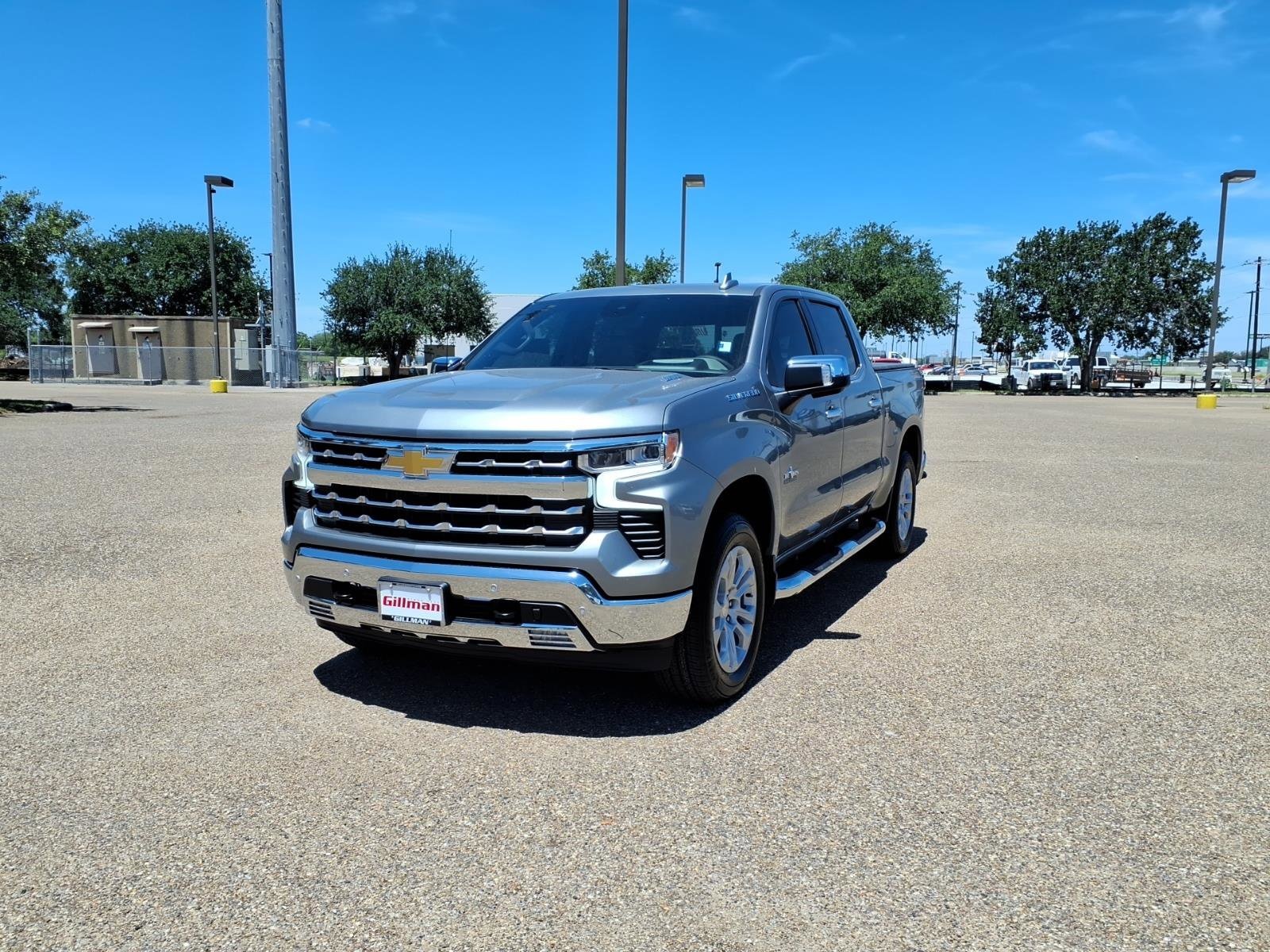 2026 Chevrolet Silverado 1500 LTZ - Photo 4