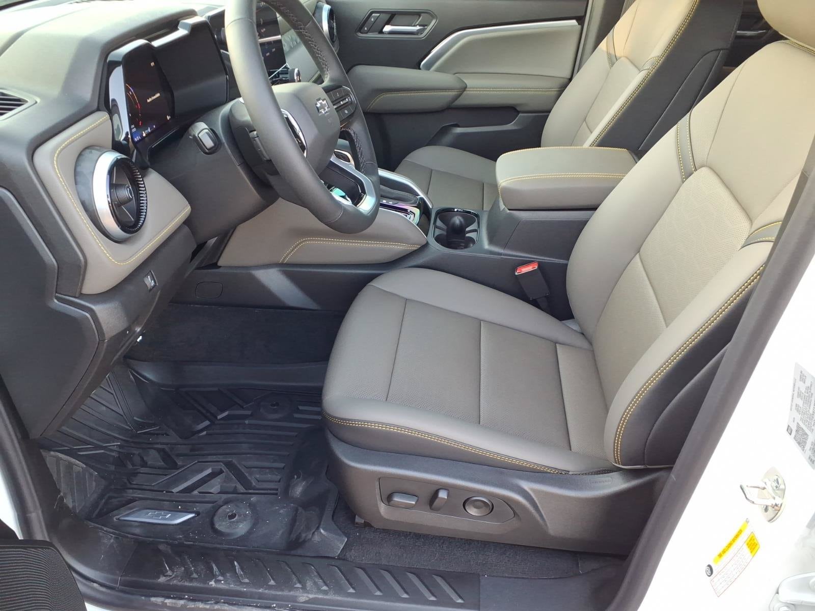 2026 Chevrolet Colorado ZR2 - Photo 10