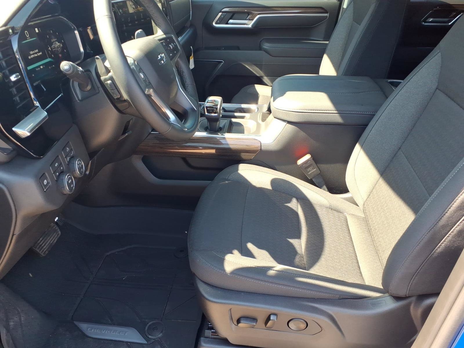 2026 Chevrolet Silverado 1500 RST - Photo 10