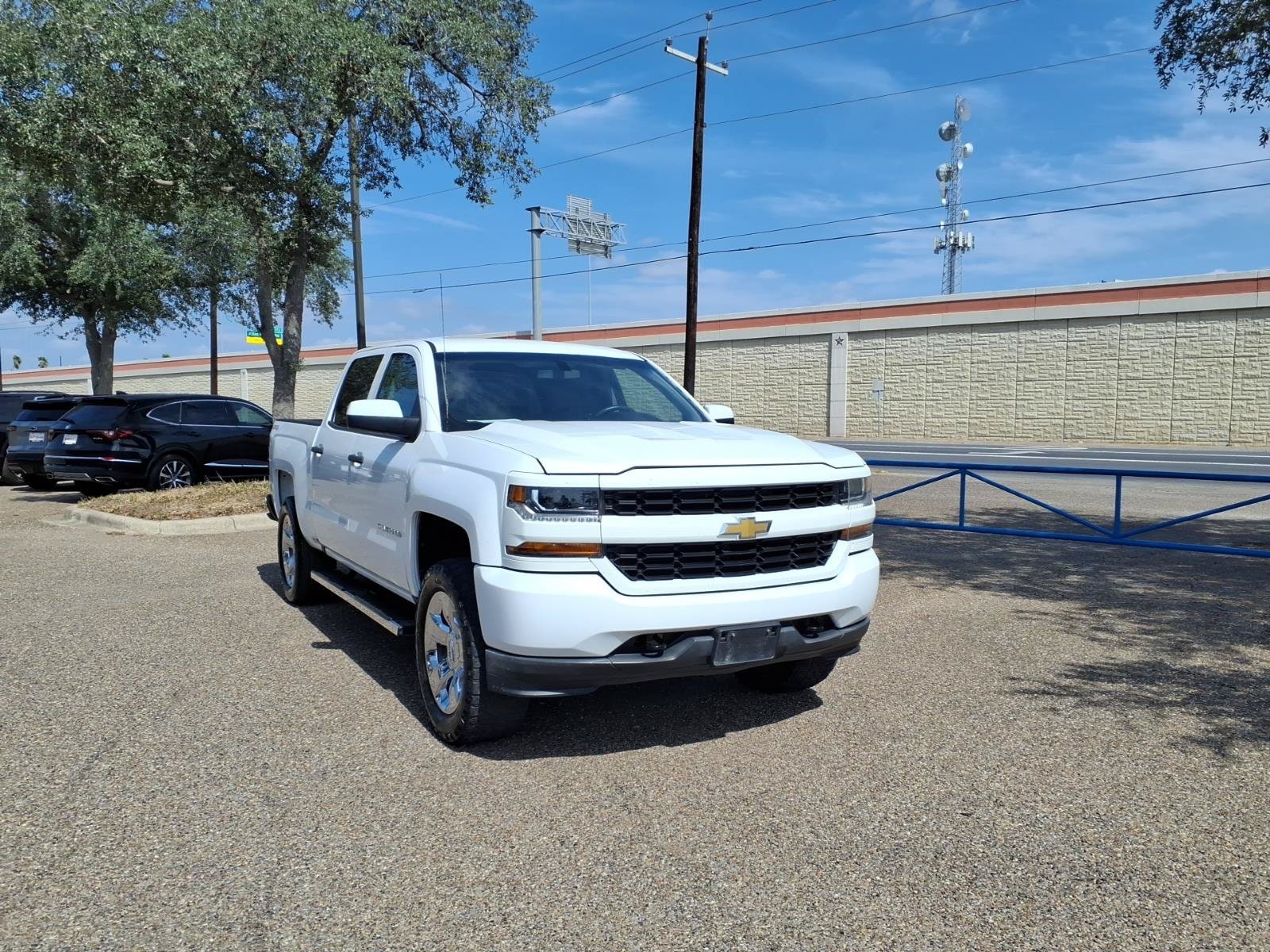 Used 2018 Chevrolet Silverado 1500 Work Truck 1WT with VIN 3GCUKNEH1JG330430 for sale in Harlingen, TX