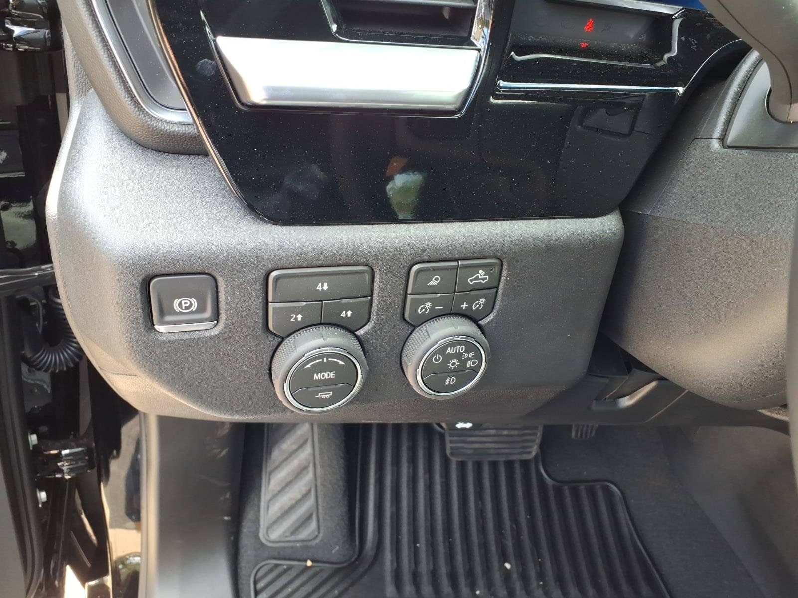 2026 Chevrolet Silverado 2500 HD LT - Photo 11